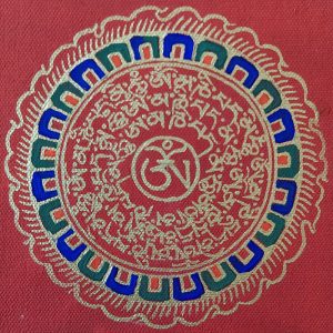 编号118-9406973:红金小唐卡-六字大明咒(圆形·直径3.5CM左右)