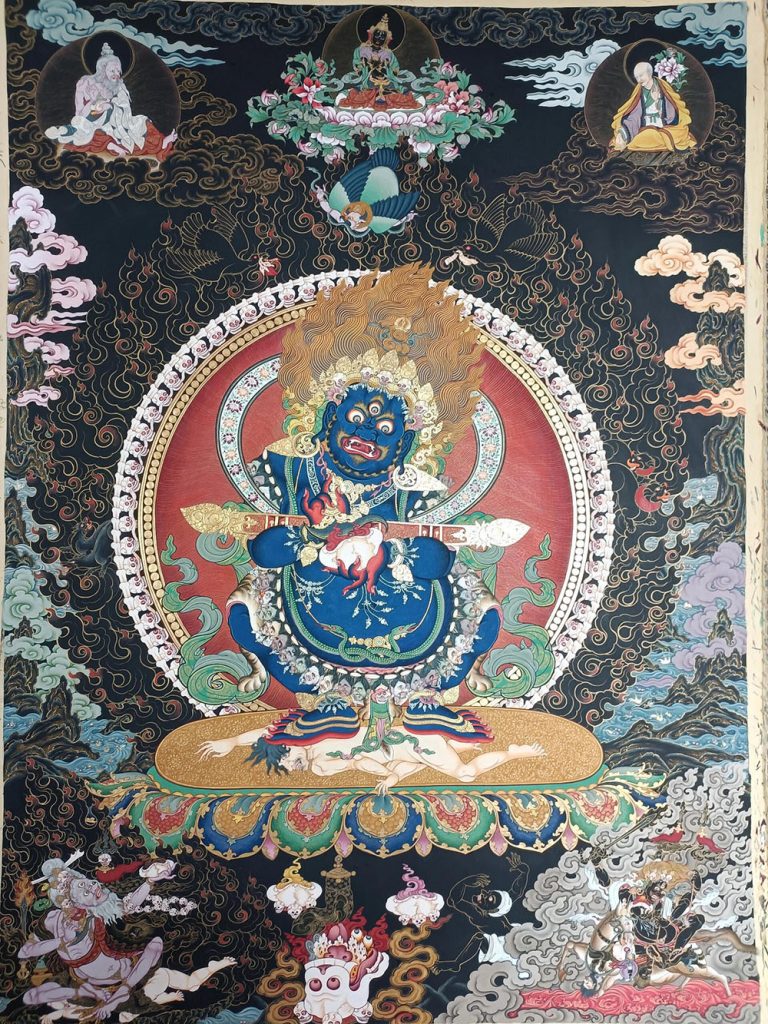 ｜已结缘·可定制｜唐卡寄卖编号：JM·188-464278-红棒玛哈嘎拉二护法尊天界三上师吉祥本尊供养图（黑唐）