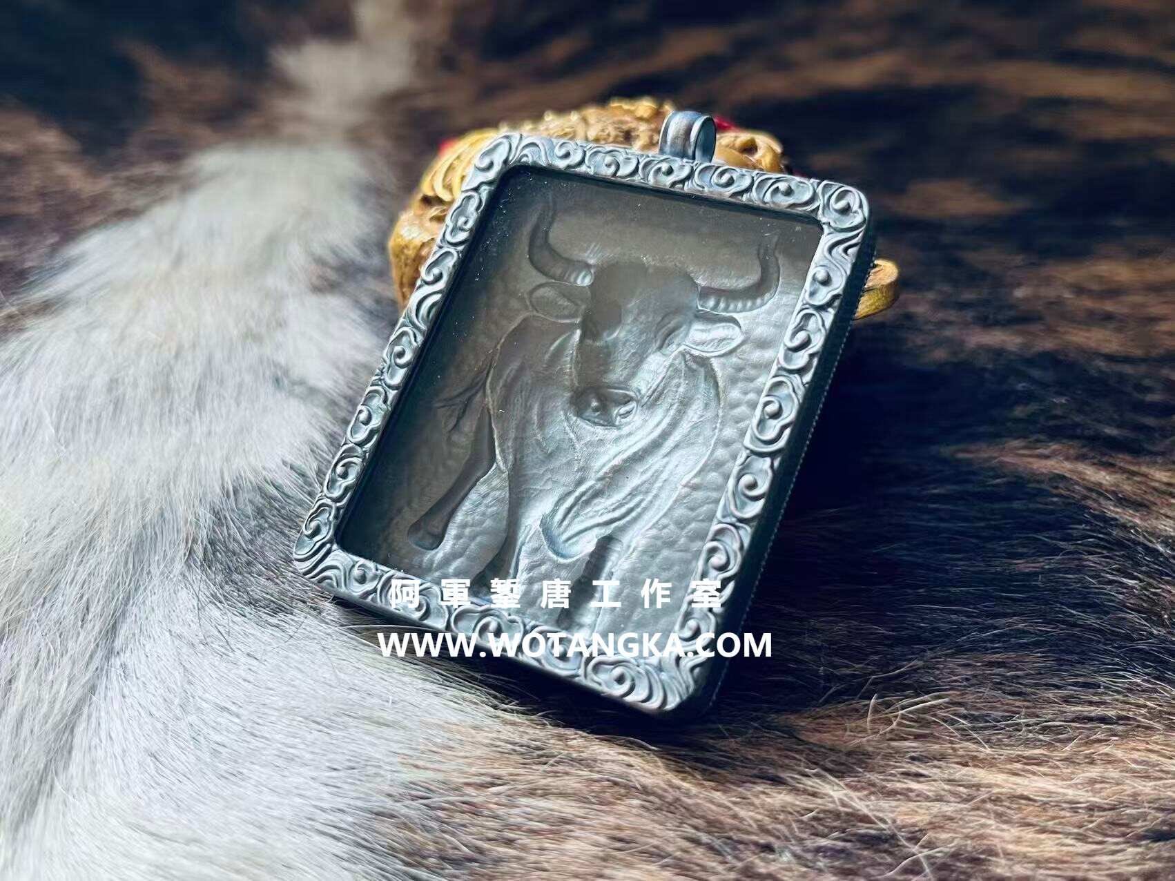 沃唐卡嘎乌盒编号Ghau1764:云纹十二生肖系列之丑牛嘎乌盒
