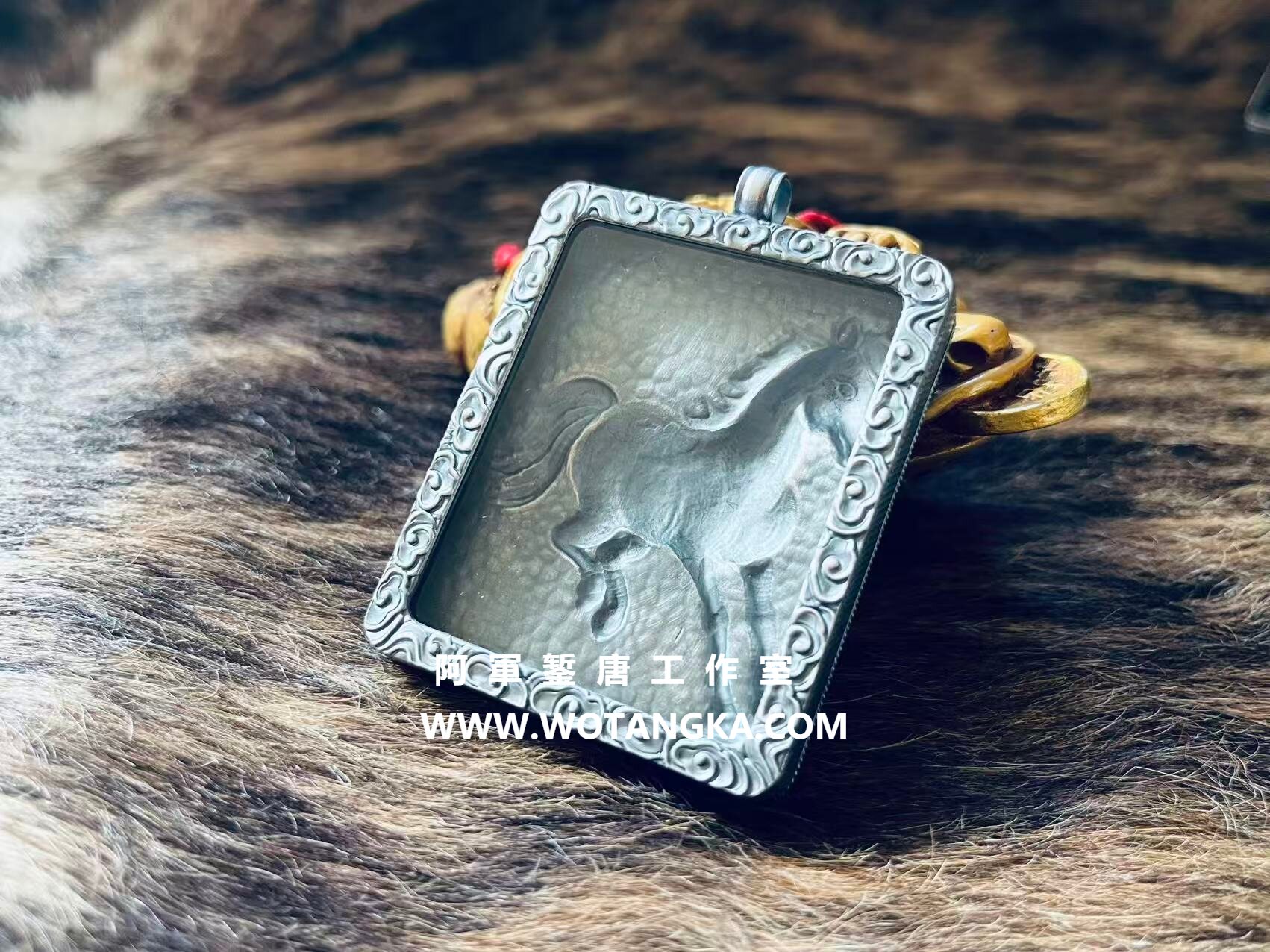 沃唐卡嘎乌盒编号Ghau2400:云纹十二生肖系列之午马嘎乌盒